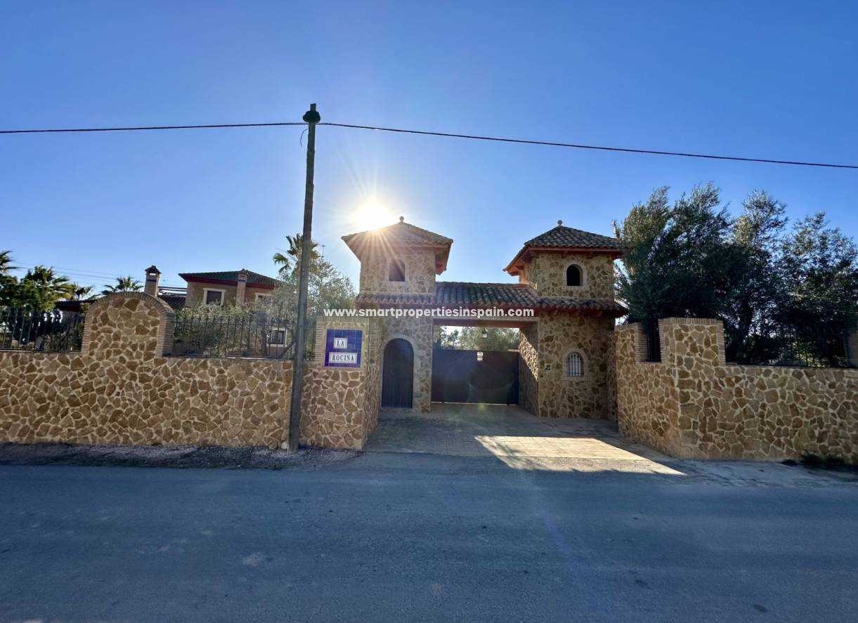 Revente - Maison de campagne - Rojales - Rural