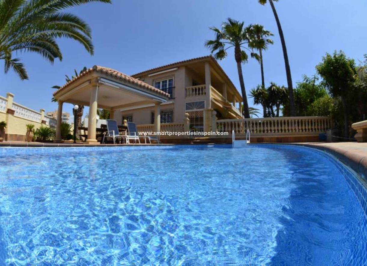 Revente - Maison Individuelle - Alicante