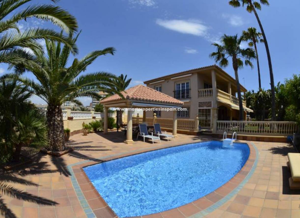 Revente - Maison Individuelle - Alicante