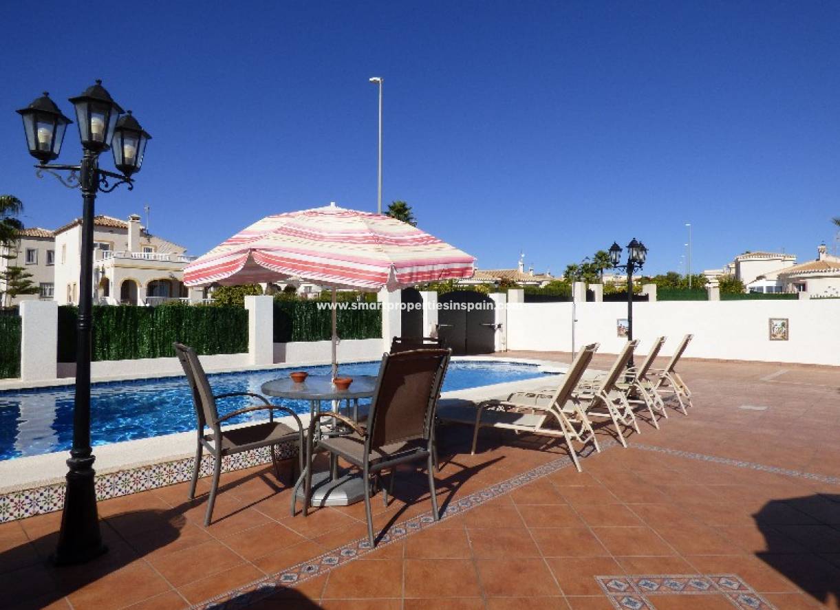 Revente - Maison Individuelle - La Marina - Urbanización La Marina