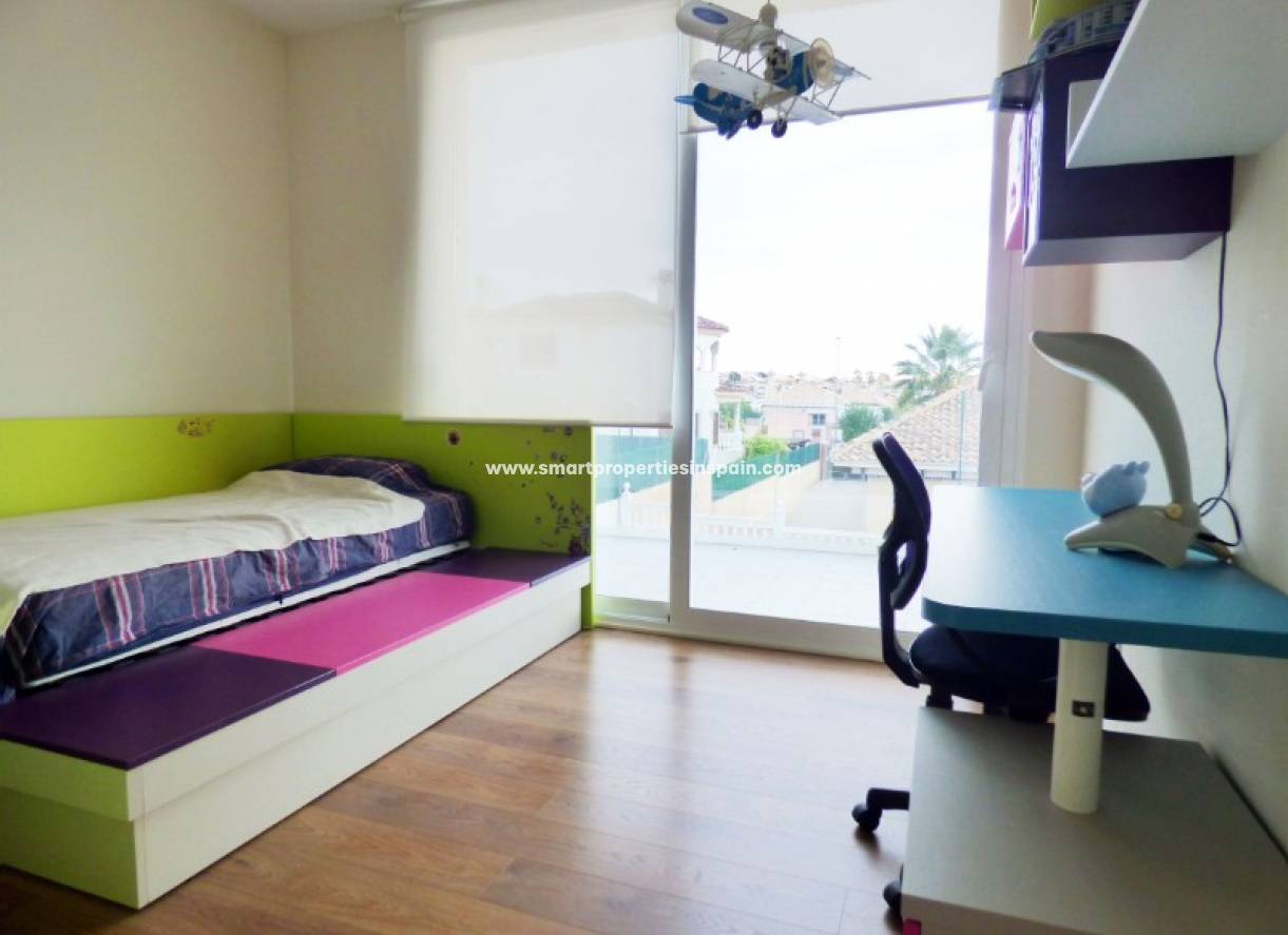 Revente - Maison Individuelle - La Marina - Urbanización La Marina