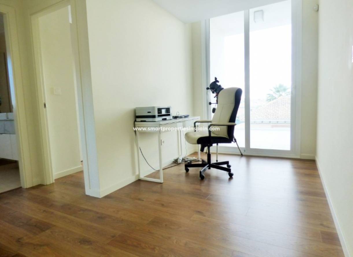 Revente - Maison Individuelle - La Marina - Urbanización La Marina
