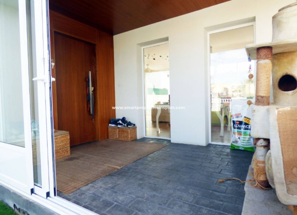 Revente - Maison Individuelle - La Marina - Urbanización La Marina