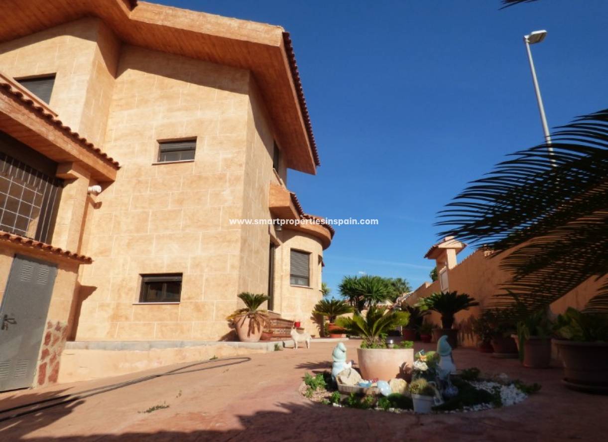 Revente - Maison Individuelle - La Marina - Urbanización La Marina
