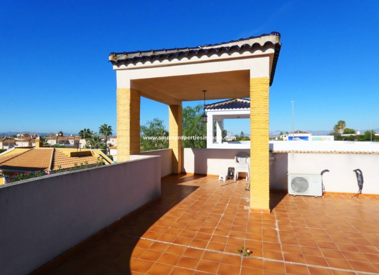 Revente - Maison Individuelle - La Marina - Urbanización La Marina