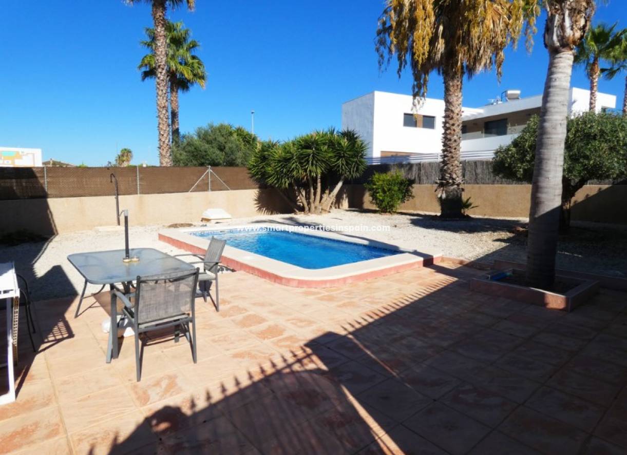 Revente - Maison Individuelle - La Marina - Urbanización La Marina