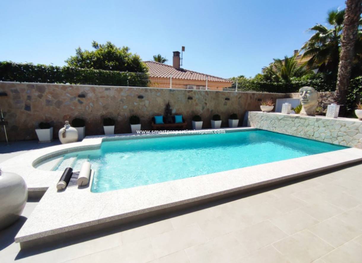 Revente - Maison Individuelle - La Marina - Urbanización La Marina