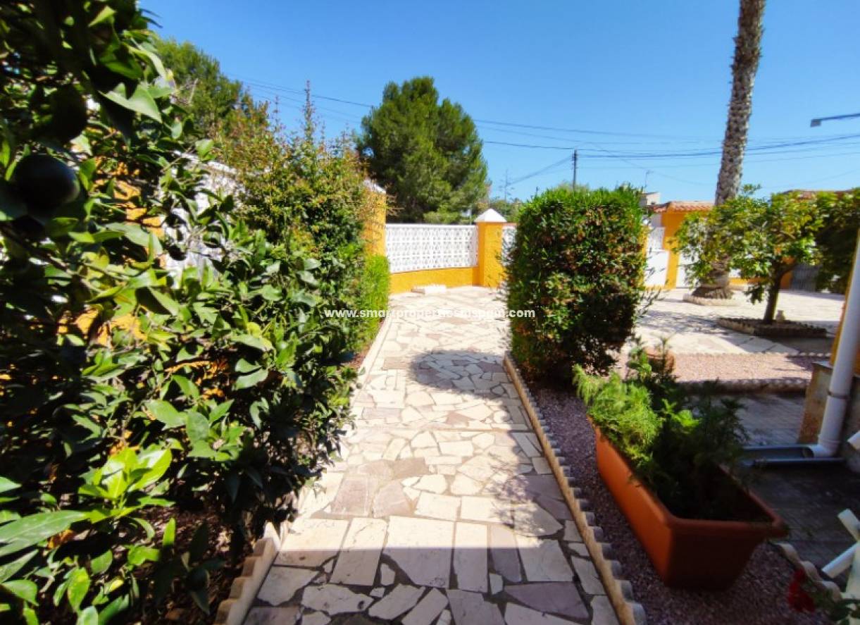 Revente - Maison Individuelle - La Marina - Urbanización La Marina