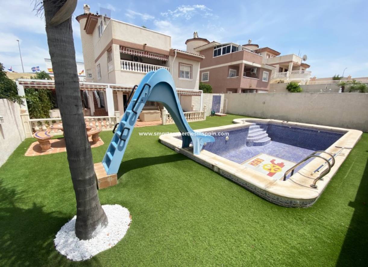 Revente - Maison Individuelle - La Marina - Urbanización La Marina