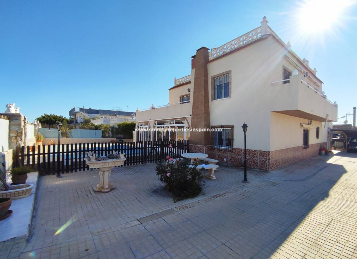 Revente - Maison Individuelle - La Marina - Urbanización La Marina
