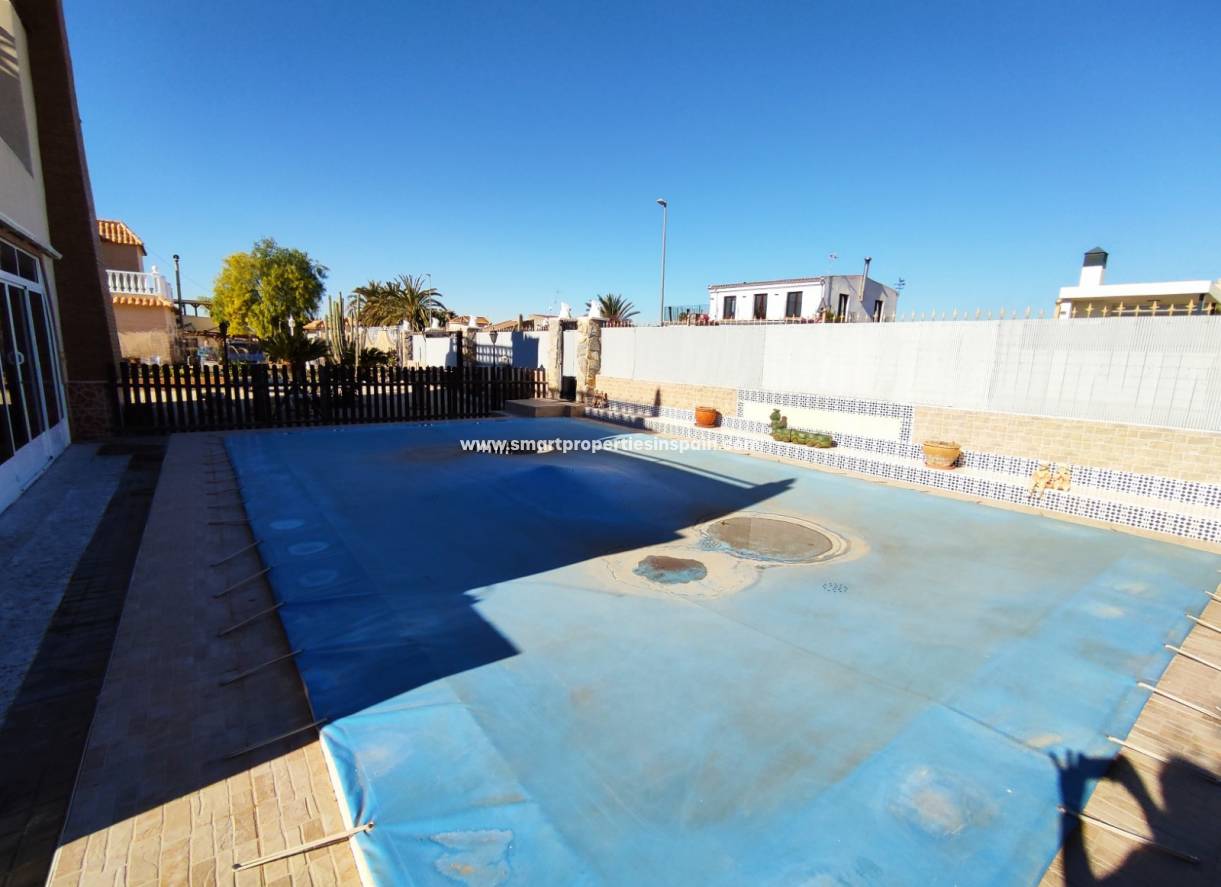 Revente - Maison Individuelle - La Marina - Urbanización La Marina