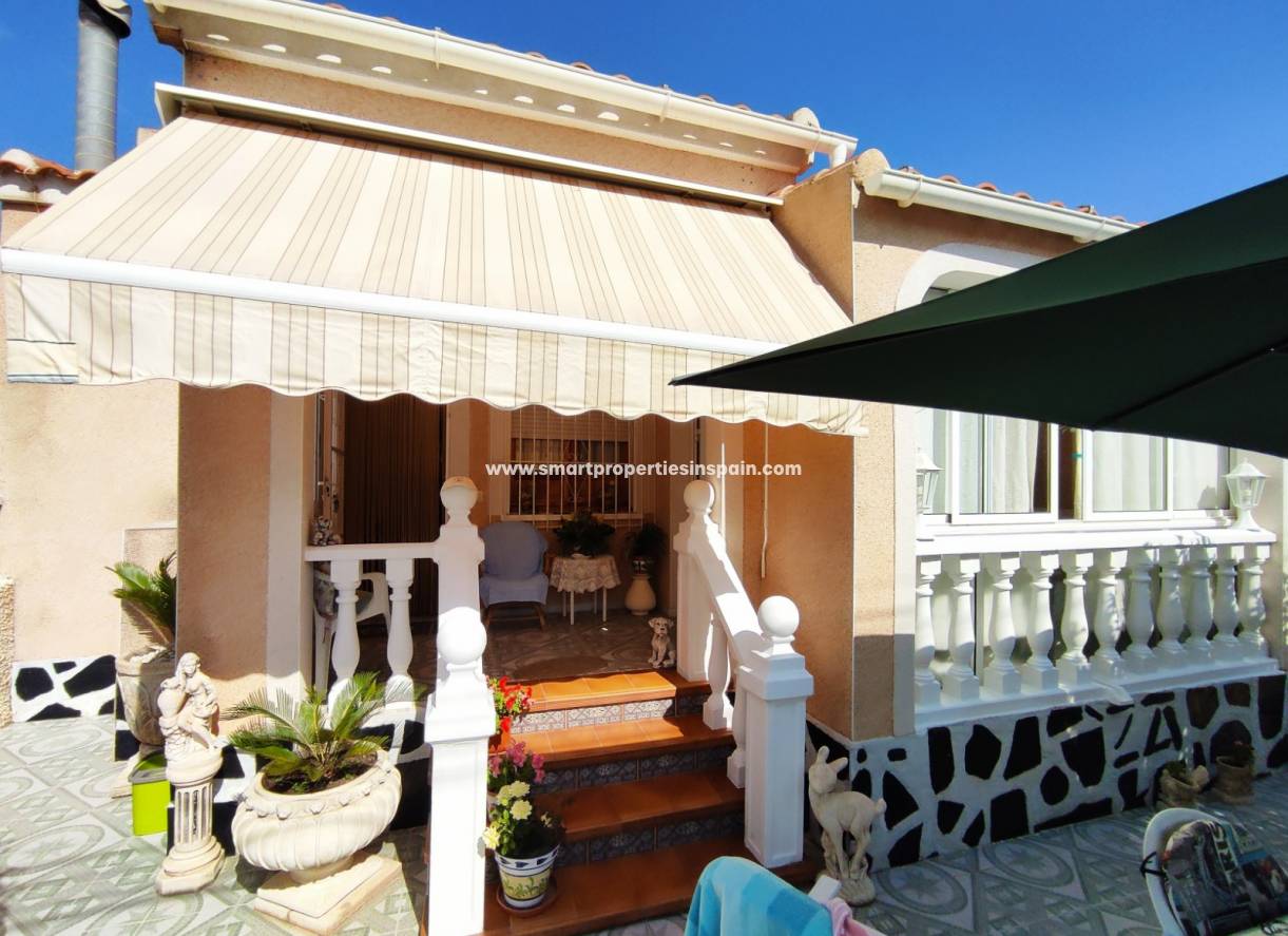 Revente - Maison Individuelle - La Marina - Urbanización La Marina