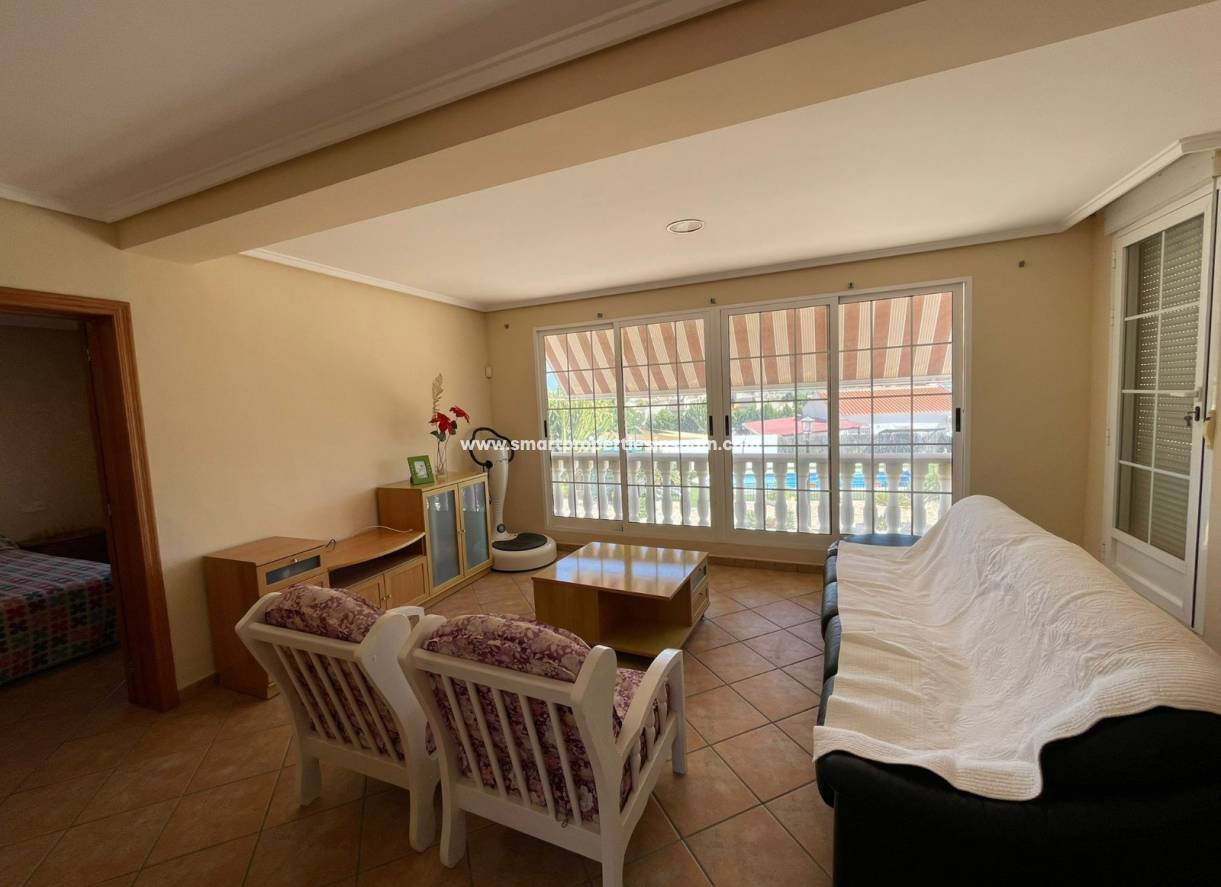 Revente - Maison Individuelle - La Marina - Urbanizacion la marina