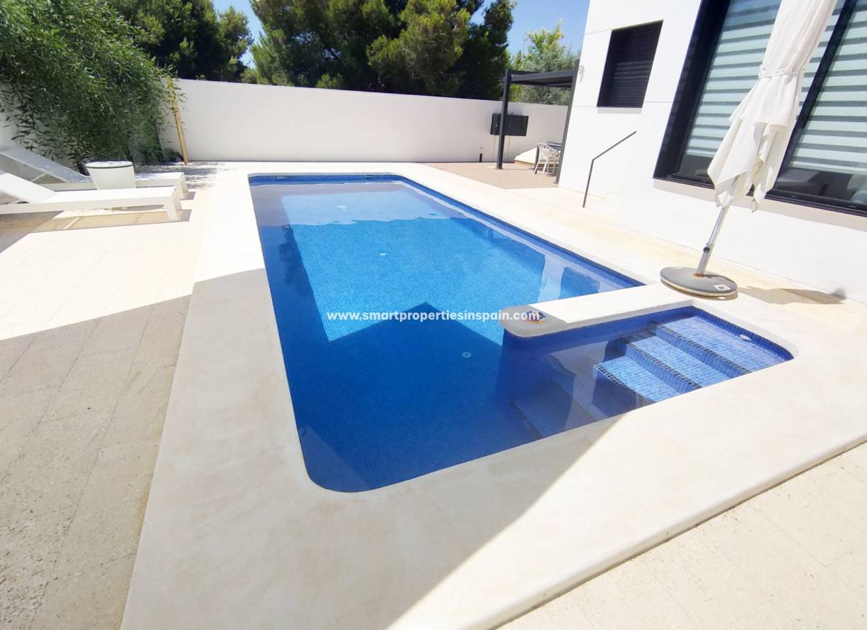 Revente - Maison Individuelle - La Marina - Urbanización La Marina