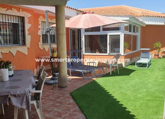 Revente - Maison Individuelle - La Marina - Urbanización La Marina