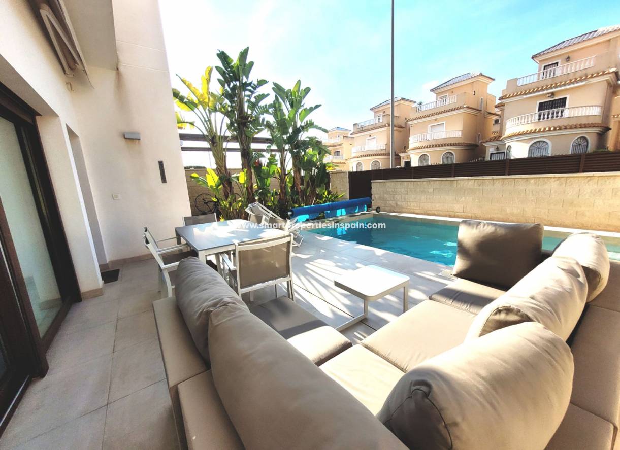 Revente - Maison Individuelle - La Marina - Urbanización La Marina