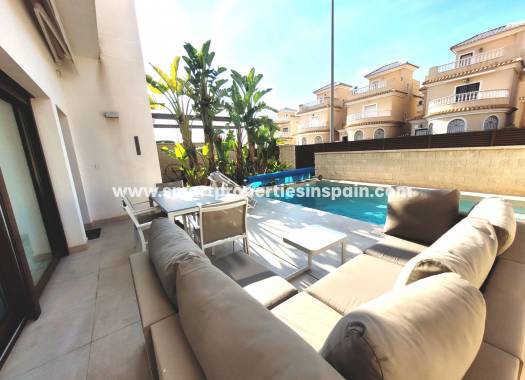 Revente - Maison Individuelle - La Marina - Urbanización La Marina
