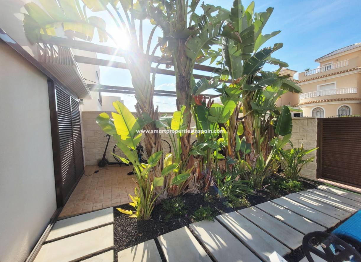 Revente - Maison Individuelle - La Marina - Urbanización La Marina