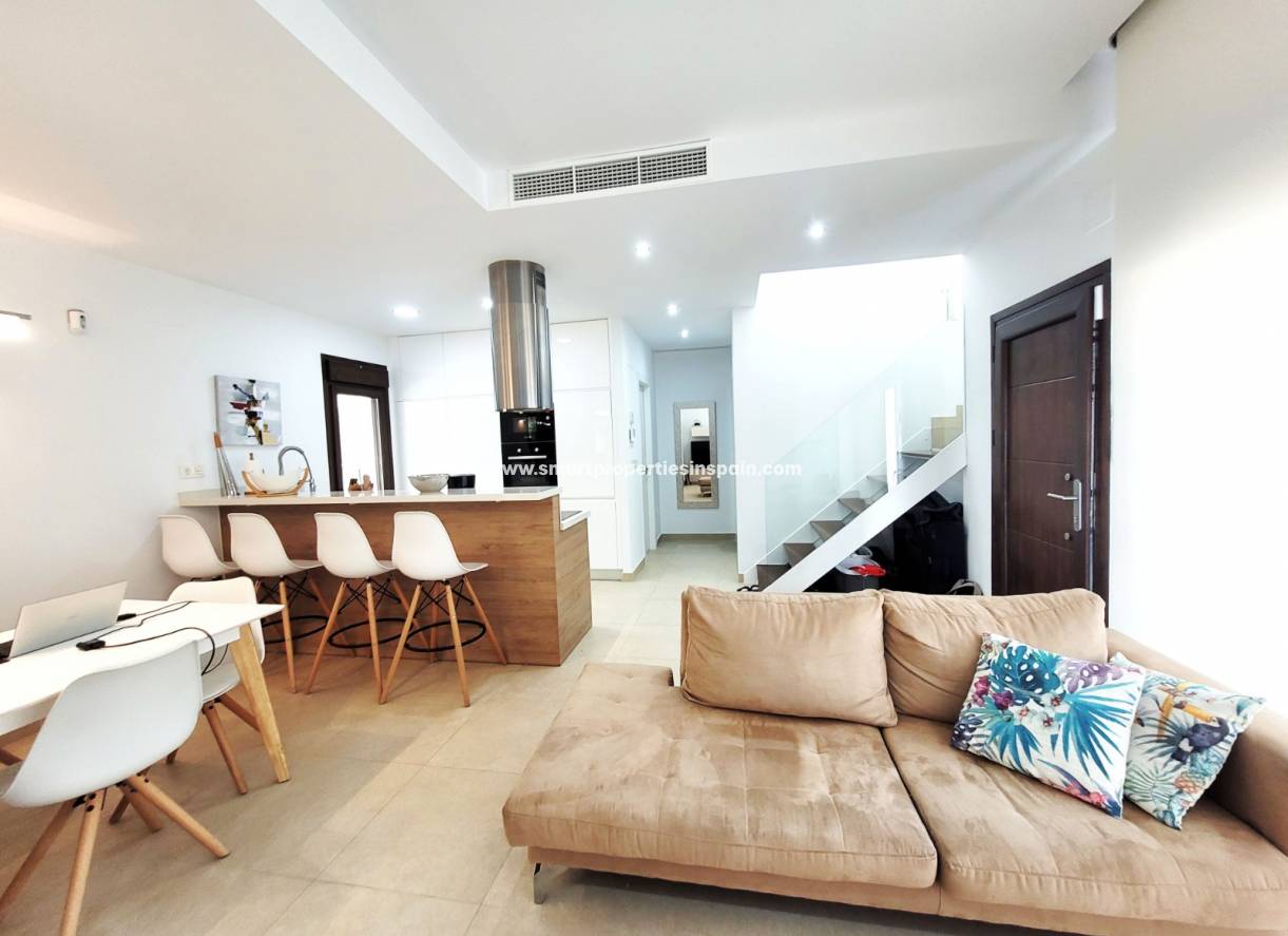 Revente - Maison Individuelle - La Marina - Urbanización La Marina
