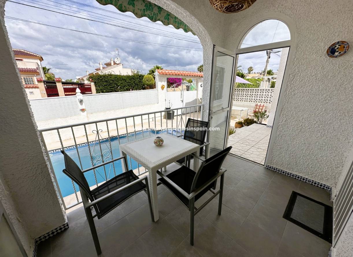 Revente - Maison Individuelle - La Marina - Urbanización La Marina