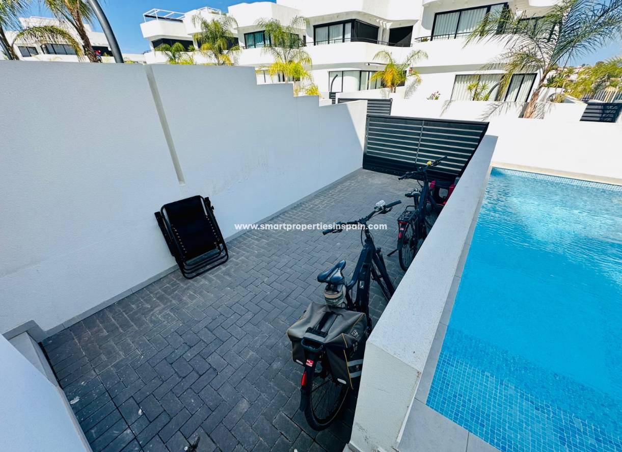 Revente - Maison Individuelle - La Marina - Urbanización La Marina