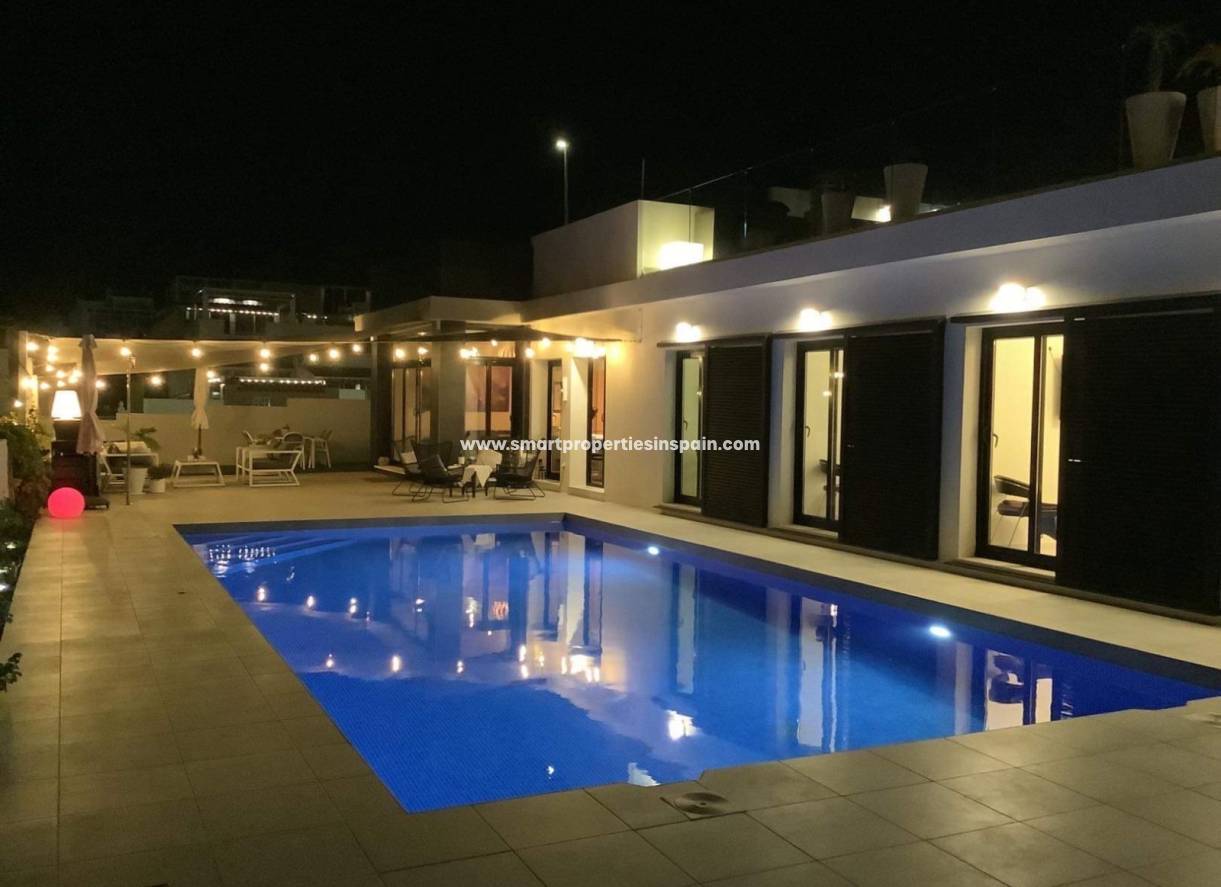 Revente - Maison Individuelle - La Marina - Urbanización La Marina