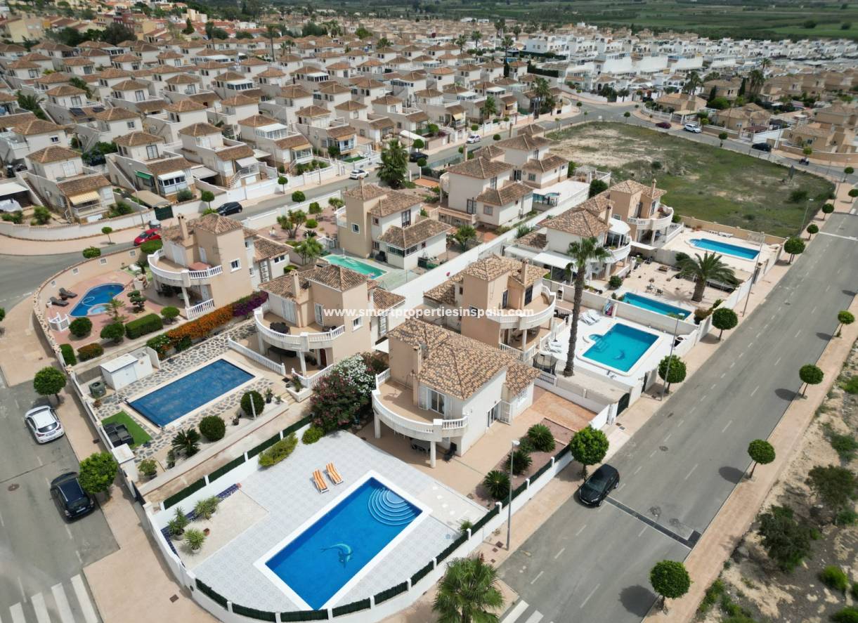 Revente - Maison Individuelle - La Marina - Urbanización La Marina