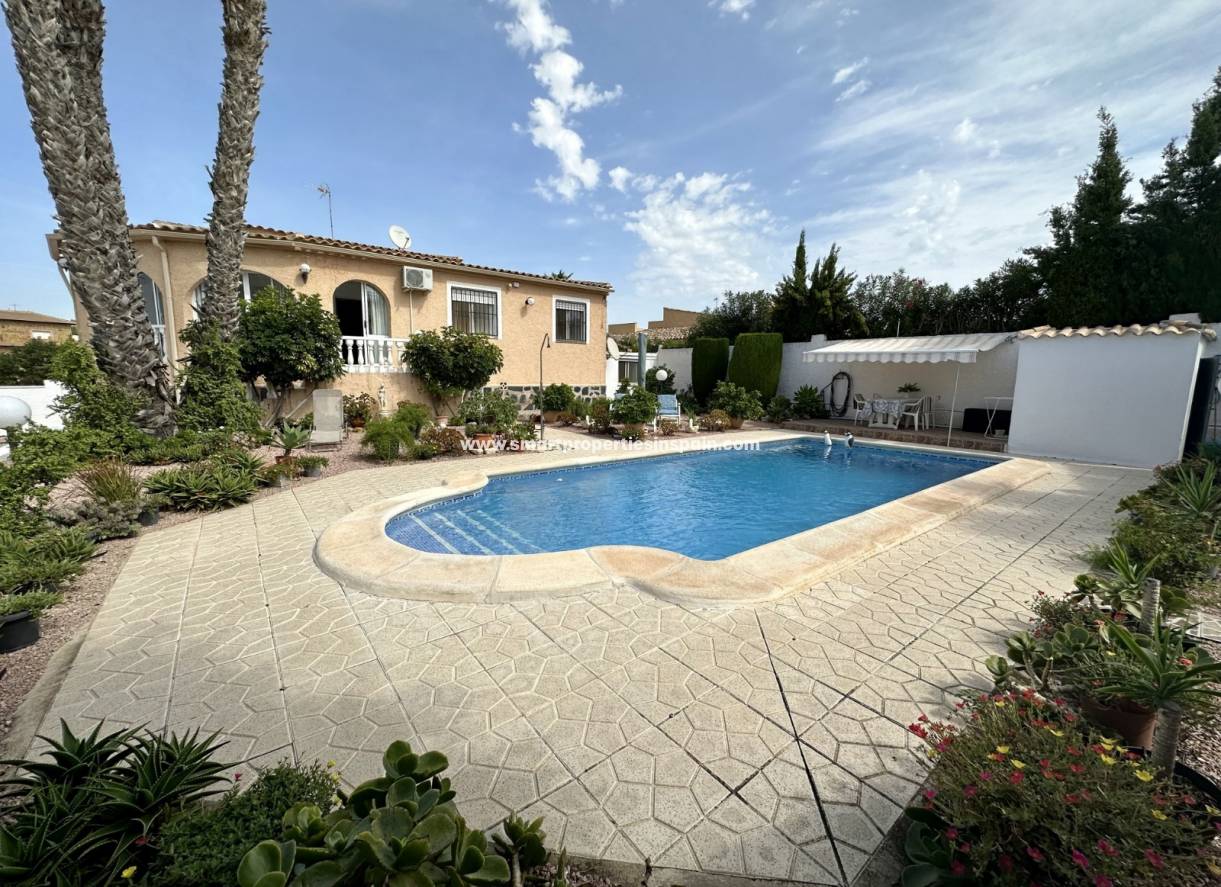 Revente - Maison Individuelle - La Marina - Urbanización La Marina