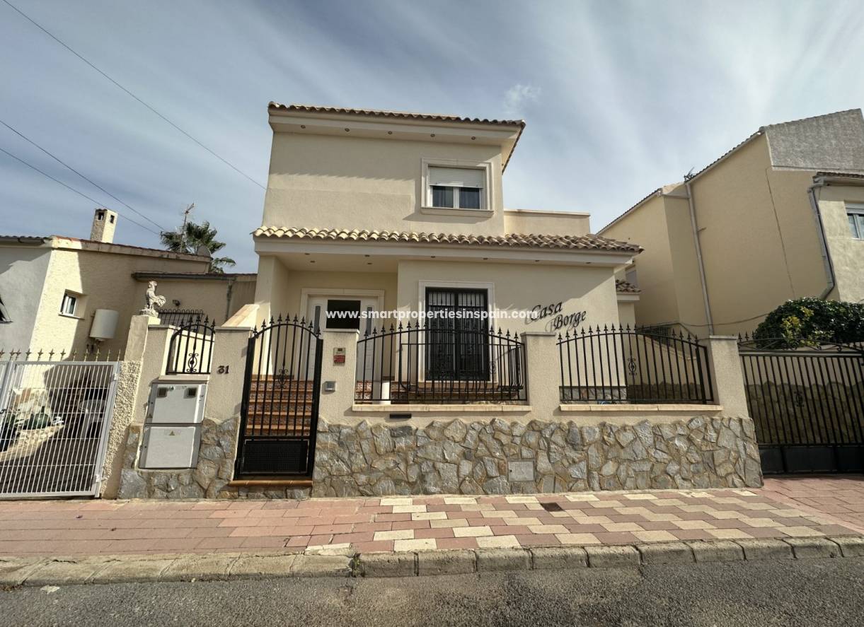 Revente - Maison Individuelle - La Marina - Urbanización La Marina