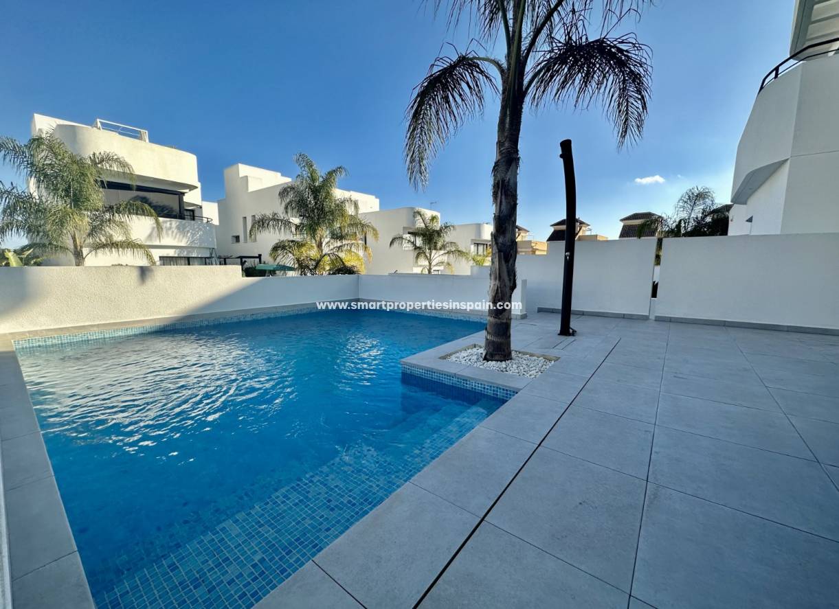 Revente - Maison Individuelle - La Marina - Urbanización La Marina