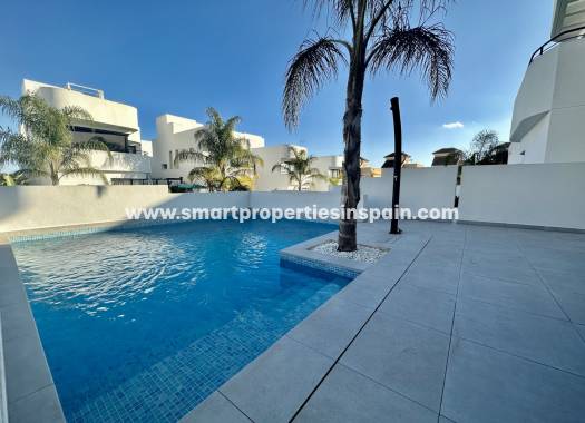 Revente - Maison Individuelle - La Marina - Urbanización La Marina