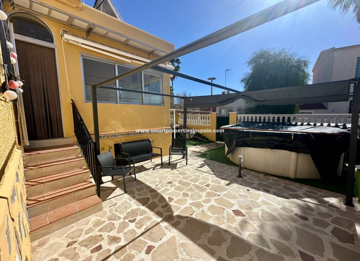 Revente - Maison Individuelle - La Marina - Urbanización La Marina