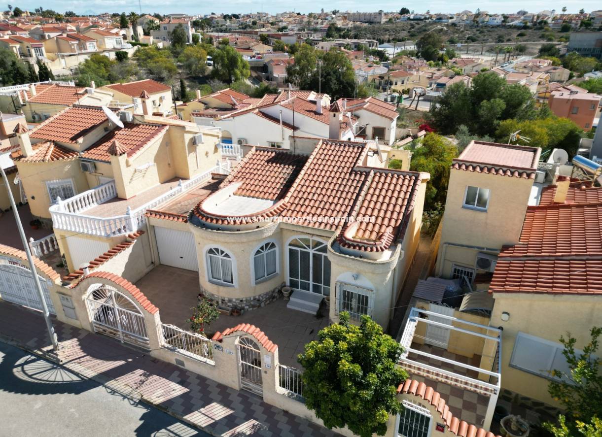 Revente - Maison Individuelle - La Marina - Urbanización La Marina