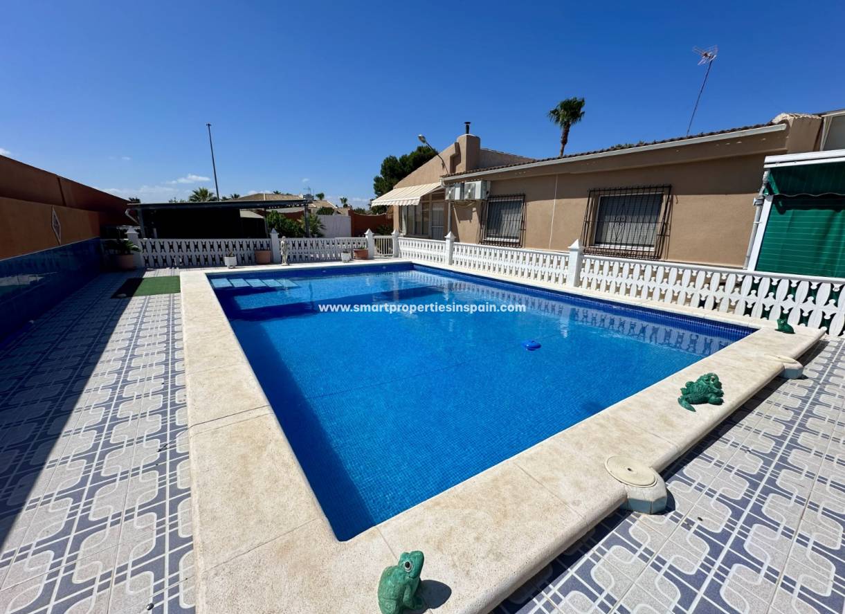 Revente - Maison Individuelle - La Marina - Urbanización La Marina