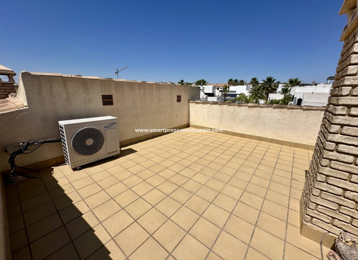 Revente - Maison Individuelle - La Marina - Urbanización La Marina