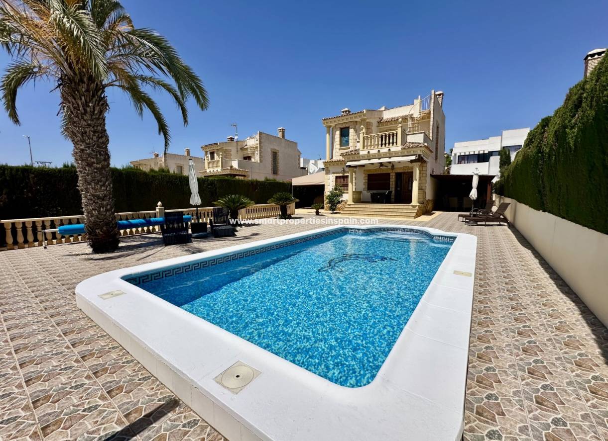 Revente - Maison Individuelle - La Marina - Urbanización La Marina
