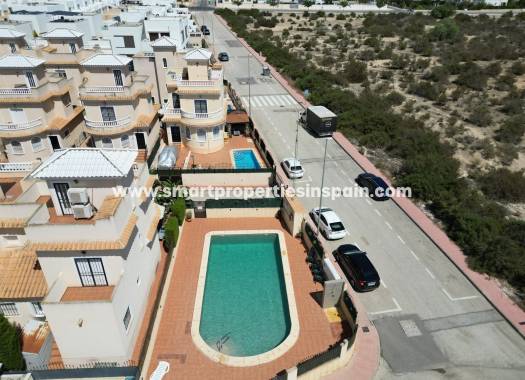 Revente - Maison Individuelle - La Marina - Urbanización La Marina