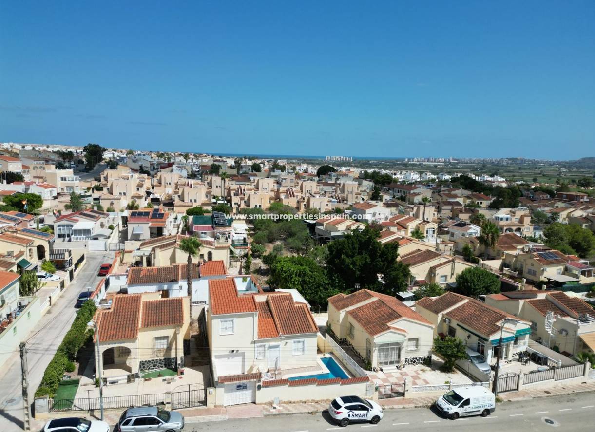 Revente - Maison Individuelle - La Marina - Urbanización La Marina