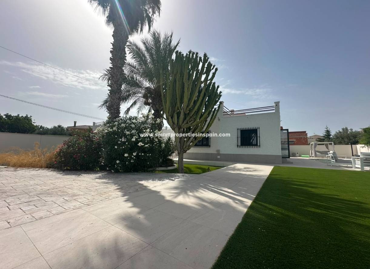 Revente - Maison Individuelle - La Marina - Urbanización La Marina