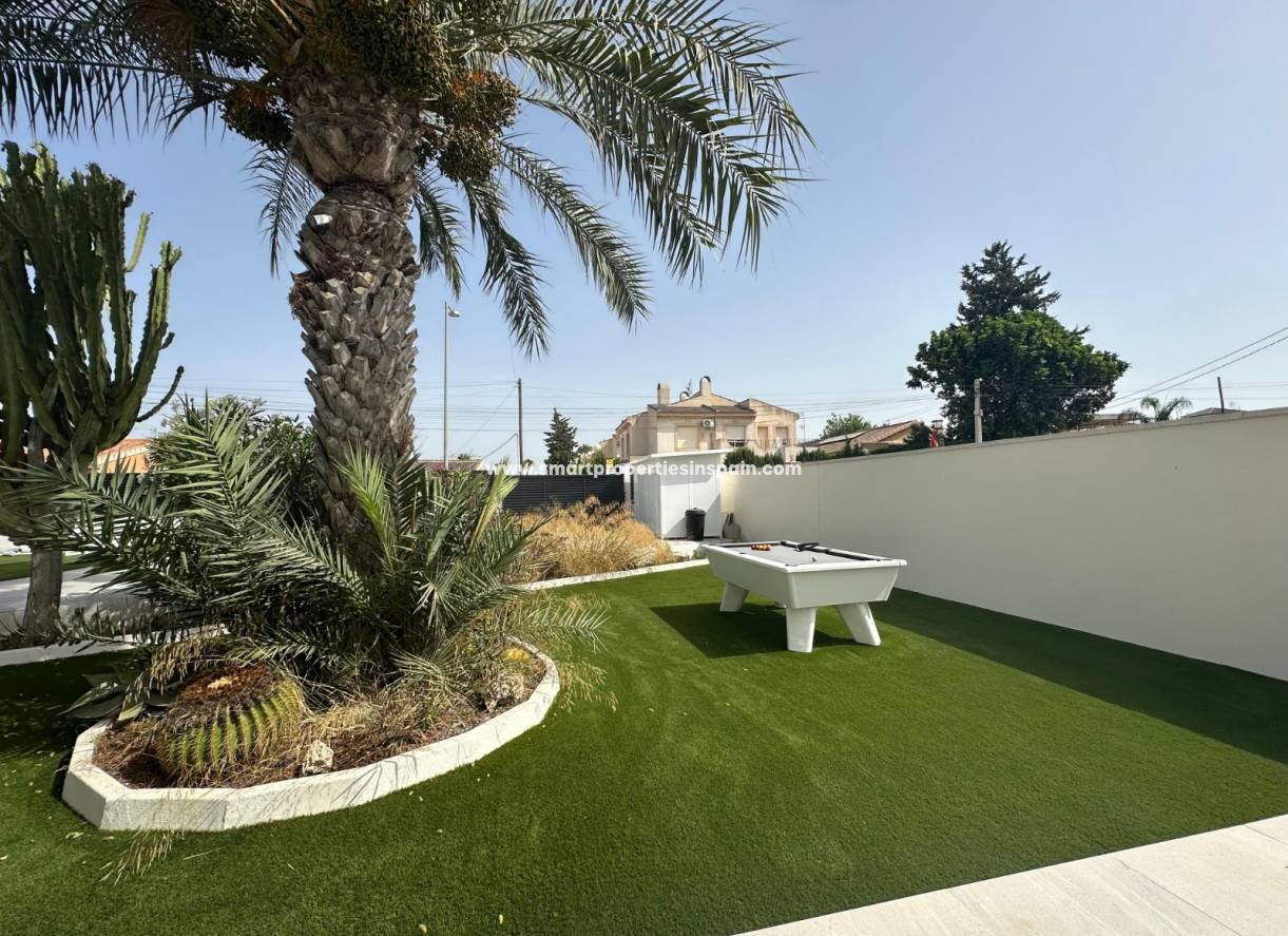 Revente - Maison Individuelle - La Marina - Urbanización La Marina