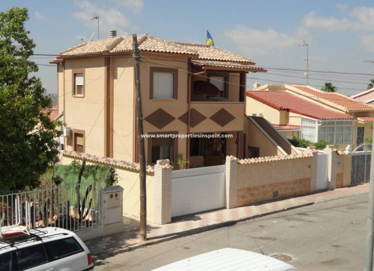 Revente - Maison Individuelle - La Marina - Urbanización La Marina