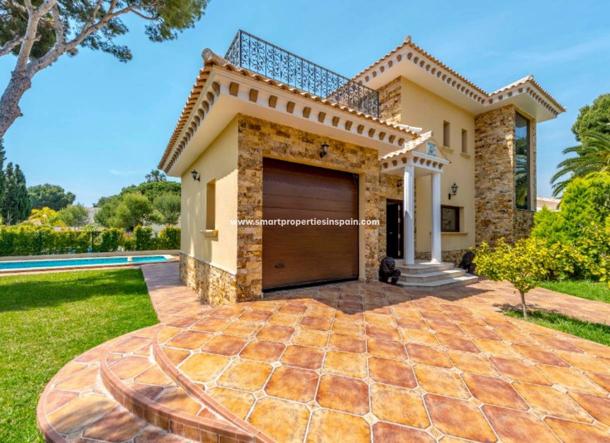 Revente - Maison Individuelle - Orihuela Costa