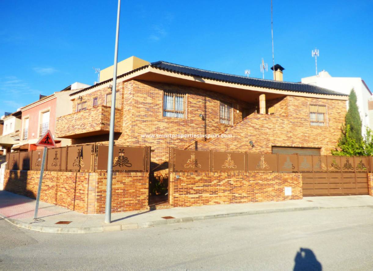 Revente - Maison Mitoyenne - Dolores - dolores