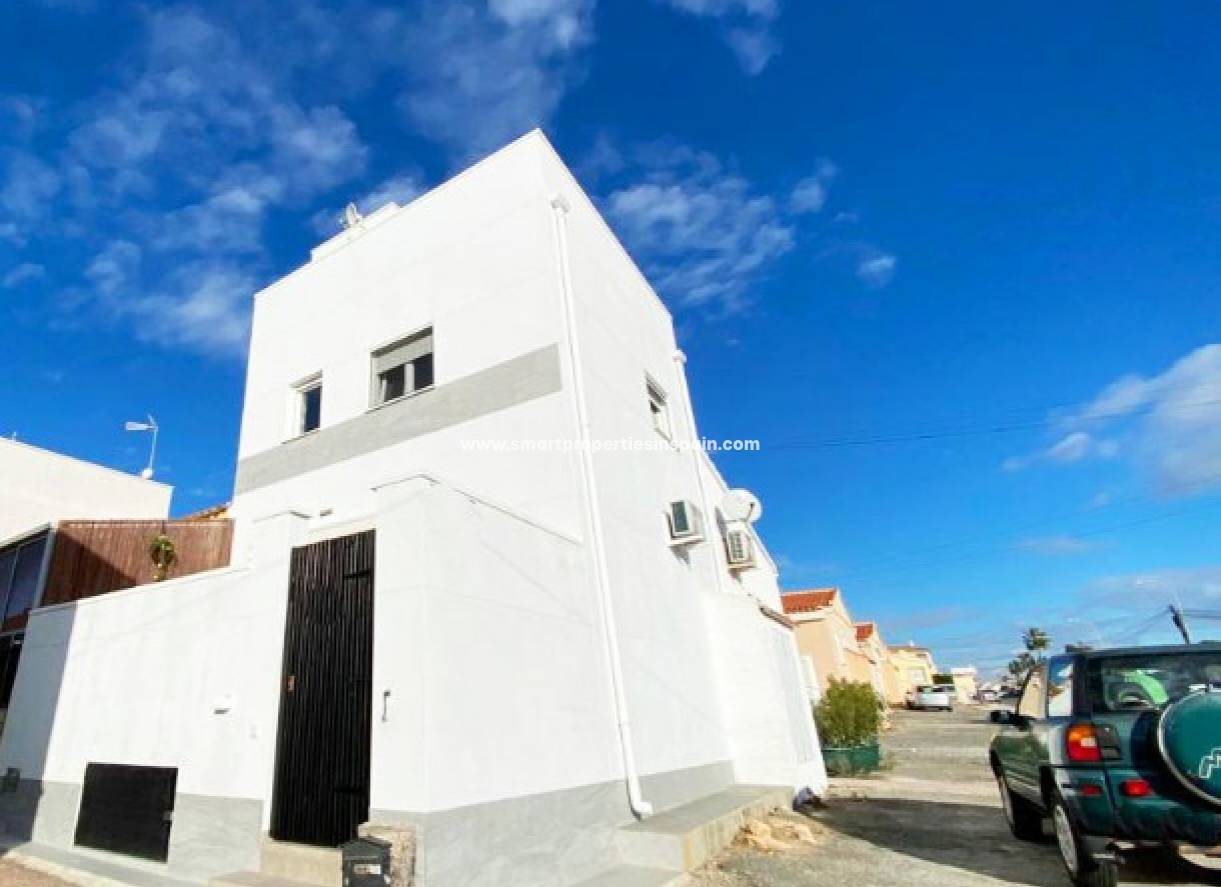 Revente - Maison Mitoyenne - La Marina - Urbanización La Marina