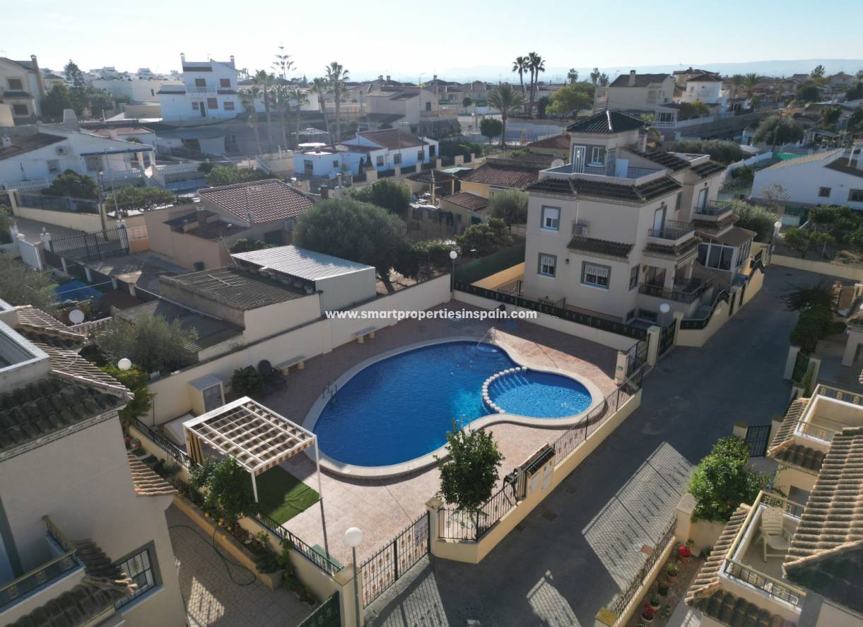Revente - Maison Mitoyenne - La Marina - Urbanización La Marina