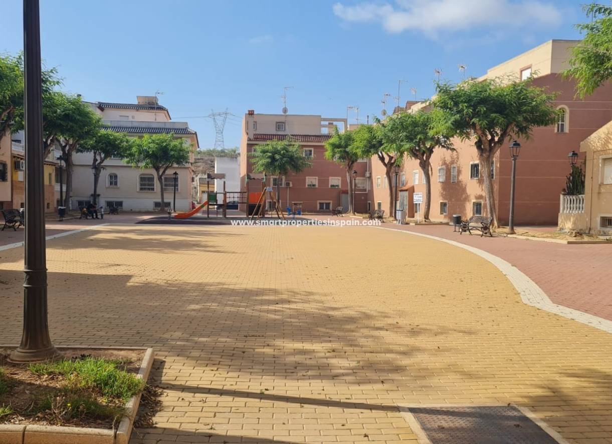 Revente - Maison Mitoyenne - Rojales - Central