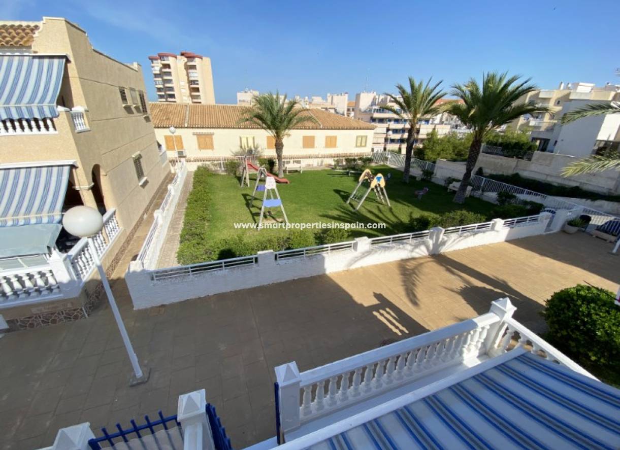 Revente - Maison Mitoyenne - Santa Pola