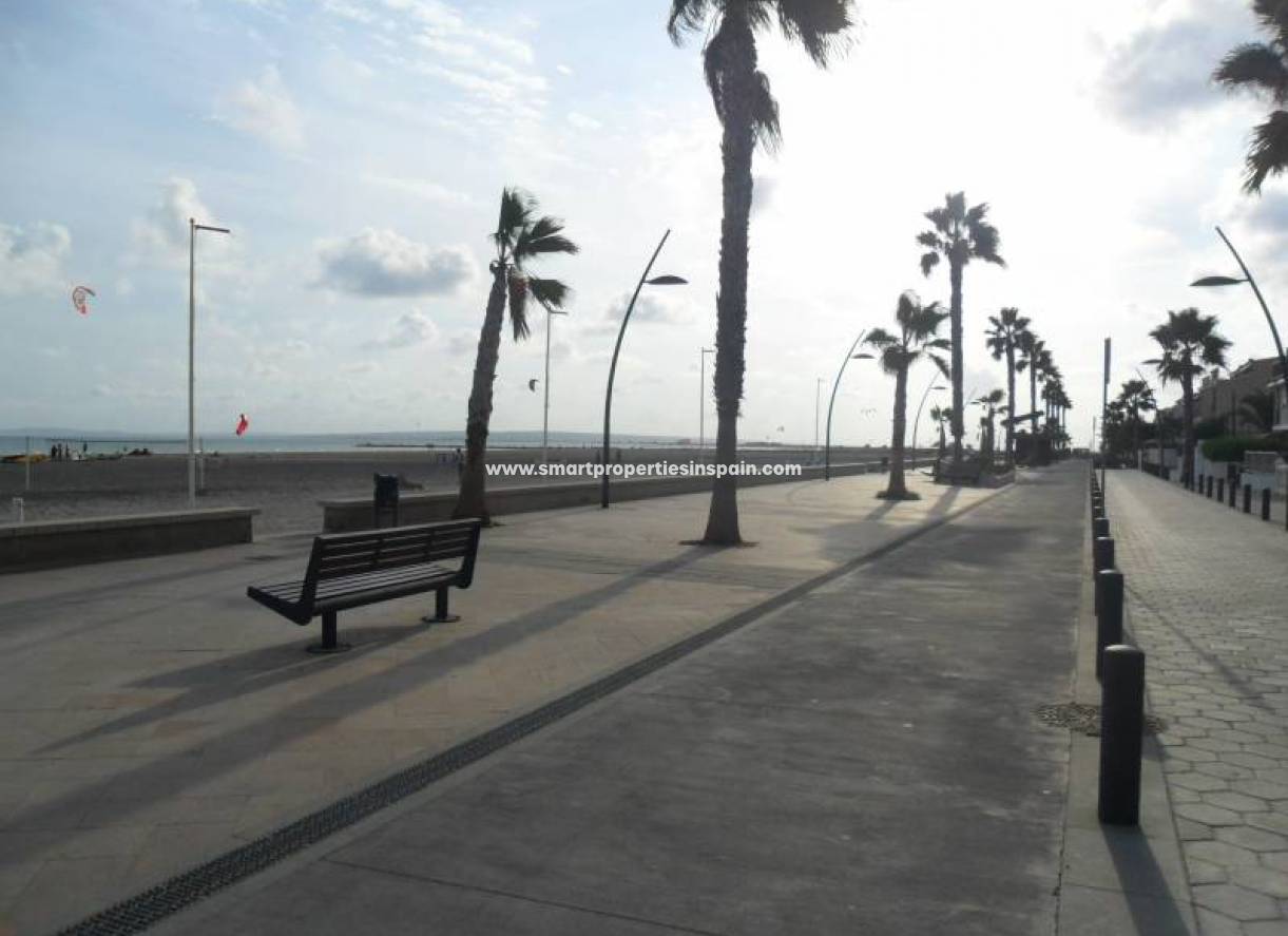 Revente - Maison Mitoyenne - Santa Pola
