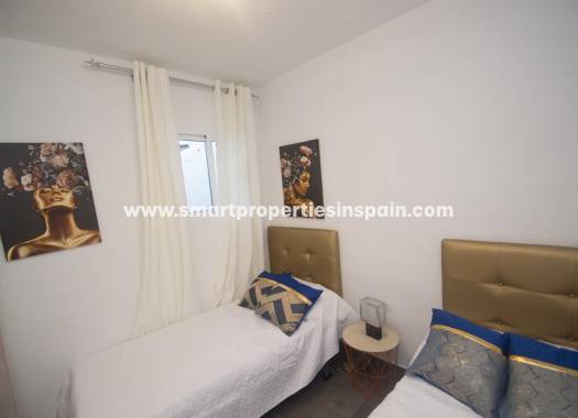 Revente - Maison Mitoyenne - Torrevieja - Torreta III