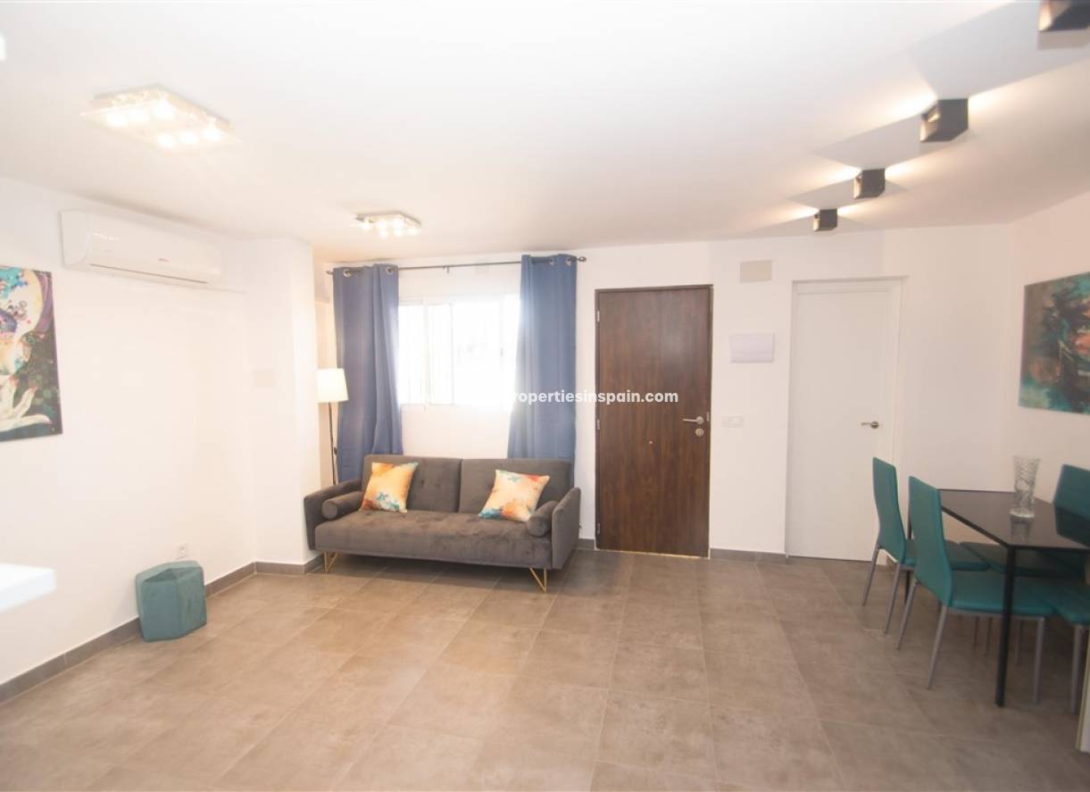 Revente - Maison Mitoyenne - Torrevieja